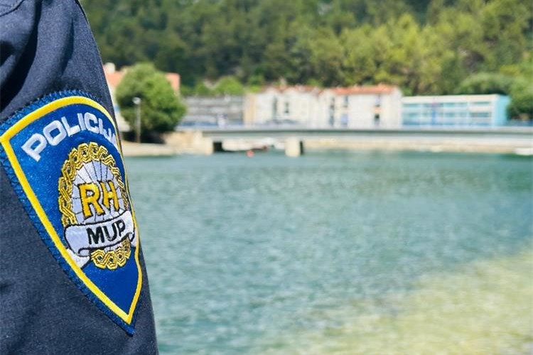 Slika /2025/POLICIJA/most obrovac.jpg